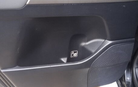 Toyota Land Cruiser 200, 2008 год, 2 700 000 рублей, 31 фотография