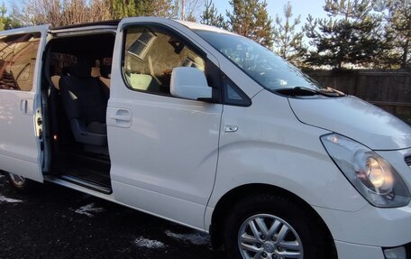 Hyundai H-1 II рестайлинг, 2017 год, 2 800 000 рублей, 6 фотография