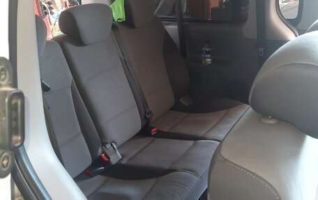 Hyundai H-1 II рестайлинг, 2017 год, 2 800 000 рублей, 11 фотография