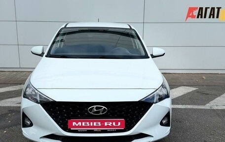 Hyundai Solaris II рестайлинг, 2020 год, 1 600 000 рублей, 5 фотография