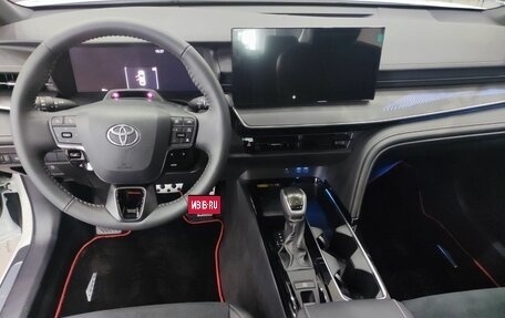 Toyota Camry, 2025 год, 4 750 000 рублей, 10 фотография