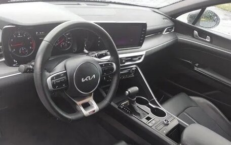 KIA K5, 2022 год, 2 230 000 рублей, 9 фотография