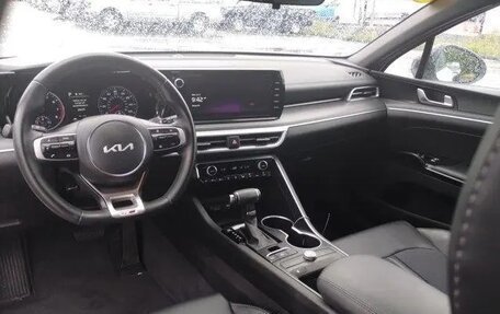 KIA K5, 2022 год, 2 230 000 рублей, 12 фотография