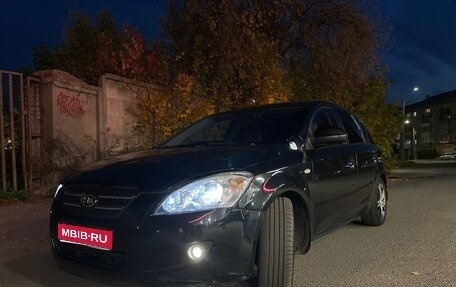 KIA cee'd I рестайлинг, 2008 год, 635 000 рублей, 1 фотография