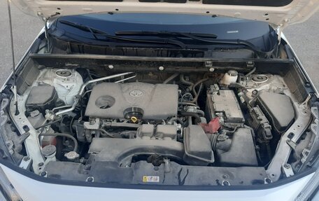 Toyota RAV4, 2024 год, 4 002 000 рублей, 12 фотография