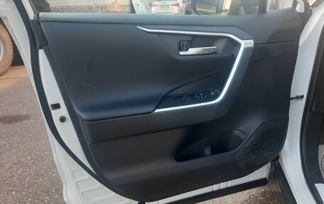 Toyota RAV4, 2024 год, 4 002 000 рублей, 8 фотография