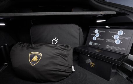 Lamborghini Urus I, 2025 год, 46 900 000 рублей, 39 фотография