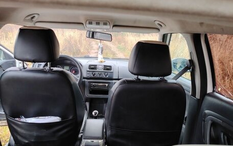 Skoda Fabia II, 2011 год, 440 000 рублей, 29 фотография