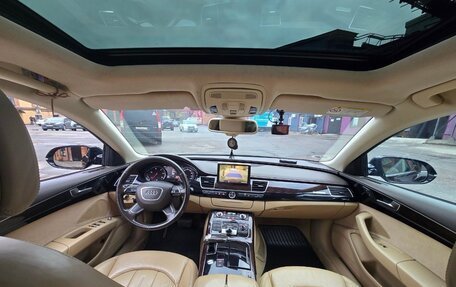 Audi A8, 2011 год, 1 850 000 рублей, 7 фотография