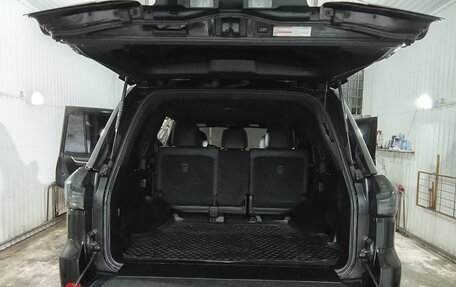 Lexus LX III, 2021 год, 7 999 999 рублей, 14 фотография