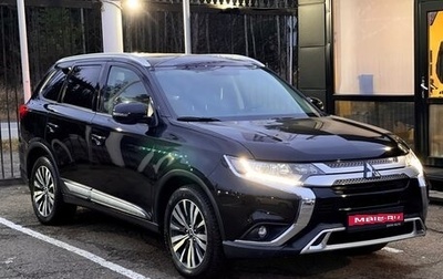 Mitsubishi Outlander III рестайлинг 3, 2019 год, 2 929 000 рублей, 1 фотография