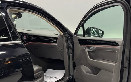 Volkswagen Touareg III, 2022 год, 6 900 000 рублей, 16 фотография