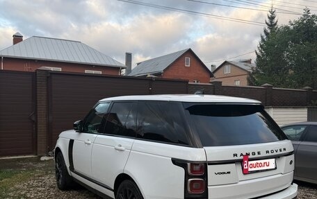 Land Rover Range Rover IV рестайлинг, 2018 год, 5 700 000 рублей, 3 фотография