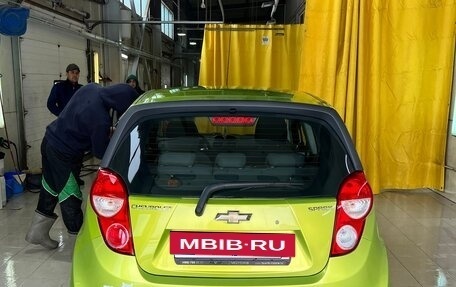 Chevrolet Spark III, 2013 год, 550 000 рублей, 2 фотография