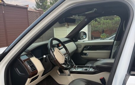 Land Rover Range Rover IV рестайлинг, 2018 год, 5 700 000 рублей, 9 фотография