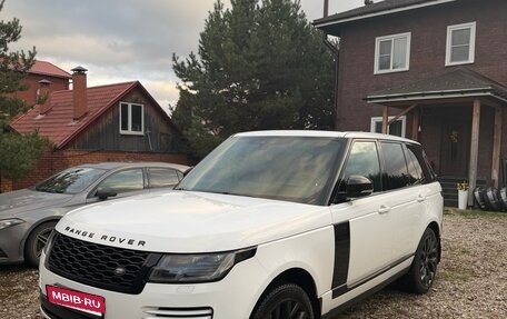 Land Rover Range Rover IV рестайлинг, 2018 год, 5 700 000 рублей, 7 фотография