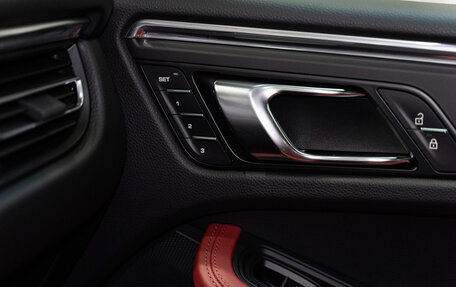 Porsche Macan I рестайлинг, 2025 год, 10 995 000 рублей, 38 фотография