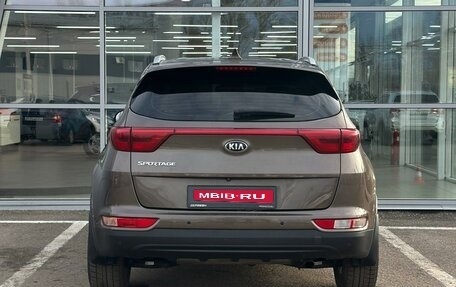 KIA Sportage IV рестайлинг, 2018 год, 1 900 000 рублей, 4 фотография