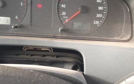 Volkswagen Transporter T5 рестайлинг, 2004 год, 850 000 рублей, 11 фотография