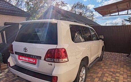 Toyota Land Cruiser 200, 2011 год, 3 100 000 рублей, 6 фотография