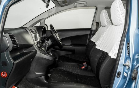 Toyota Ractis II, 2012 год, 950 000 рублей, 5 фотография