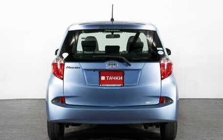 Toyota Ractis II, 2012 год, 950 000 рублей, 3 фотография