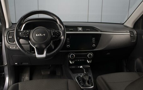 KIA Rio IV, 2021 год, 1 545 000 рублей, 6 фотография