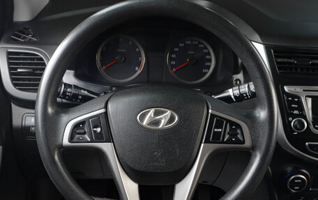 Hyundai Solaris II рестайлинг, 2016 год, 949 000 рублей, 12 фотография