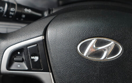 Hyundai Solaris II рестайлинг, 2016 год, 949 000 рублей, 11 фотография