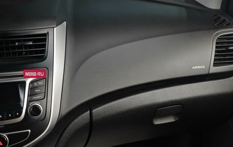 Hyundai Solaris II рестайлинг, 2016 год, 949 000 рублей, 16 фотография