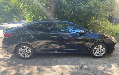 Hyundai Elantra VI рестайлинг, 2019 год, 1 520 000 рублей, 3 фотография