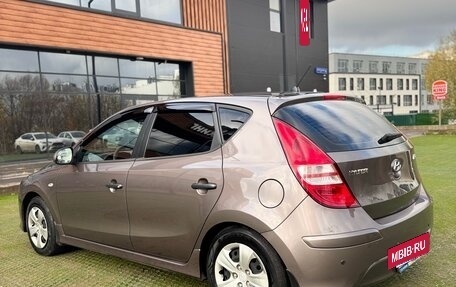 Hyundai i30 I, 2011 год, 750 000 рублей, 15 фотография