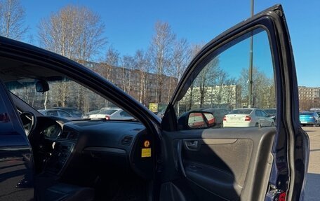 Volvo V70 III рестайлинг, 2004 год, 500 000 рублей, 15 фотография