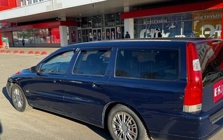 Volvo V70 III рестайлинг, 2004 год, 500 000 рублей, 5 фотография