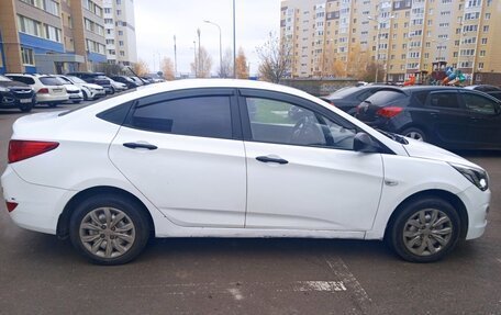 Hyundai Solaris II рестайлинг, 2014 год, 500 000 рублей, 4 фотография