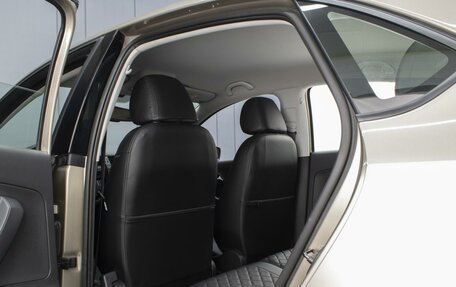 Volkswagen Polo VI (EU Market), 2015 год, 940 000 рублей, 11 фотография