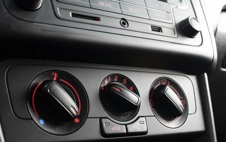 Volkswagen Polo VI (EU Market), 2015 год, 940 000 рублей, 15 фотография