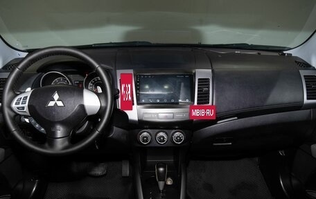 Mitsubishi Outlander III рестайлинг 3, 2012 год, 1 085 000 рублей, 7 фотография