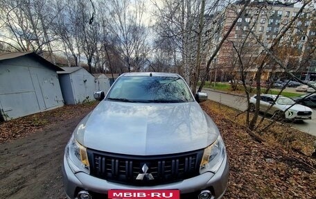 Mitsubishi L200 IV рестайлинг, 2017 год, 1 999 999 рублей, 5 фотография