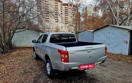 Mitsubishi L200 IV рестайлинг, 2017 год, 1 999 999 рублей, 12 фотография