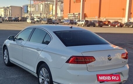 Volkswagen Passat B8 рестайлинг, 2015 год, 1 900 000 рублей, 5 фотография