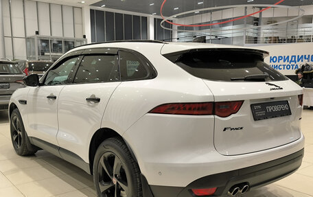 Jaguar F-Pace, 2016 год, 2 650 000 рублей, 11 фотография