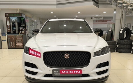 Jaguar F-Pace, 2016 год, 2 650 000 рублей, 6 фотография