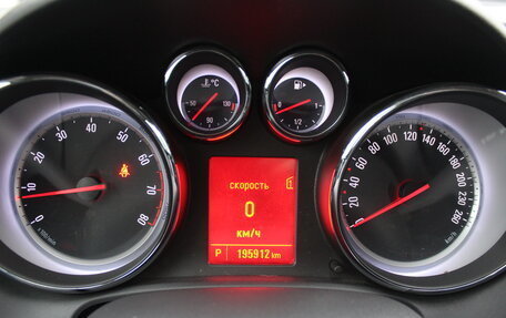 Opel Astra J, 2011 год, 620 000 рублей, 13 фотография