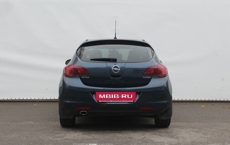 Opel Astra J, 2011 год, 620 000 рублей, 6 фотография