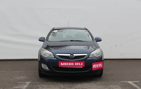 Opel Astra J, 2011 год, 620 000 рублей, 2 фотография