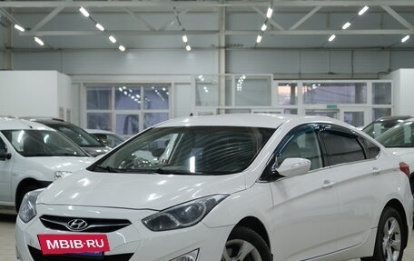 Hyundai i40 I рестайлинг, 2013 год, 999 000 рублей, 4 фотография
