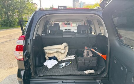 Toyota Land Cruiser Prado 150 рестайлинг 2, 2016 год, 4 250 000 рублей, 10 фотография