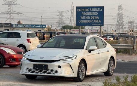 Toyota Camry, 2025 год, 4 400 000 рублей, 2 фотография