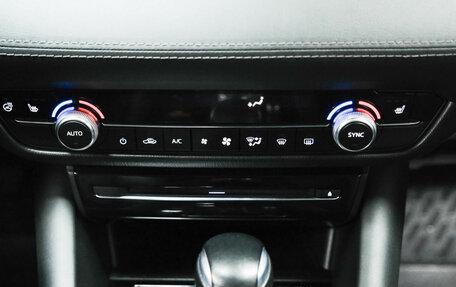 Mazda 6, 2020 год, 2 840 000 рублей, 29 фотография